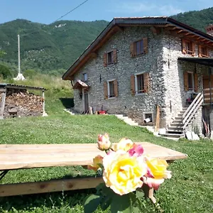 https://ca-del-r.it-lombardy.com